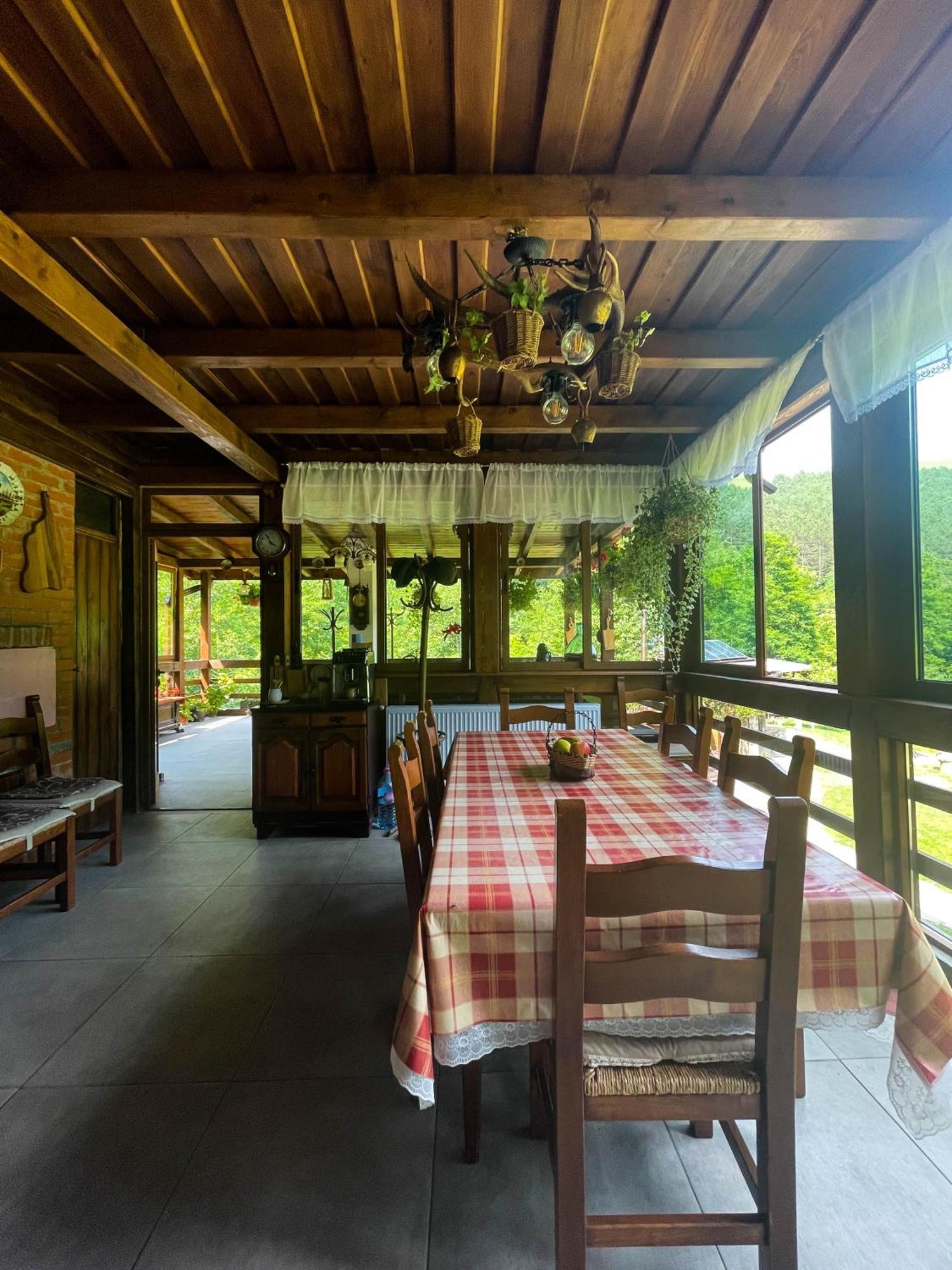 Cabana La Domnu' De Pe Vale Villa Aiud Buitenkant foto